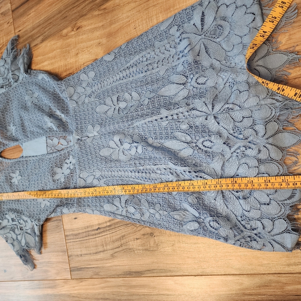Dress - Picture 10 of 10